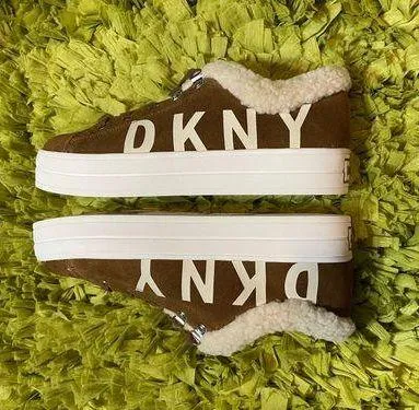 Women's Suri Lace up Platform Brown Suede Faux Fur Sneakers - Image 2