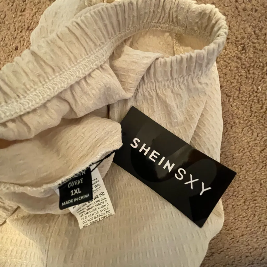 SHEIN SXY Shorts: size 1XL - Image 3