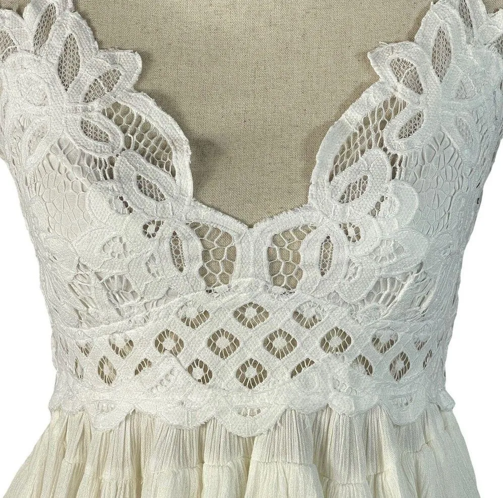 Free People Intimately Medium Adella Cami Top White Ruffled Crochet Lace Smocked - Image 3