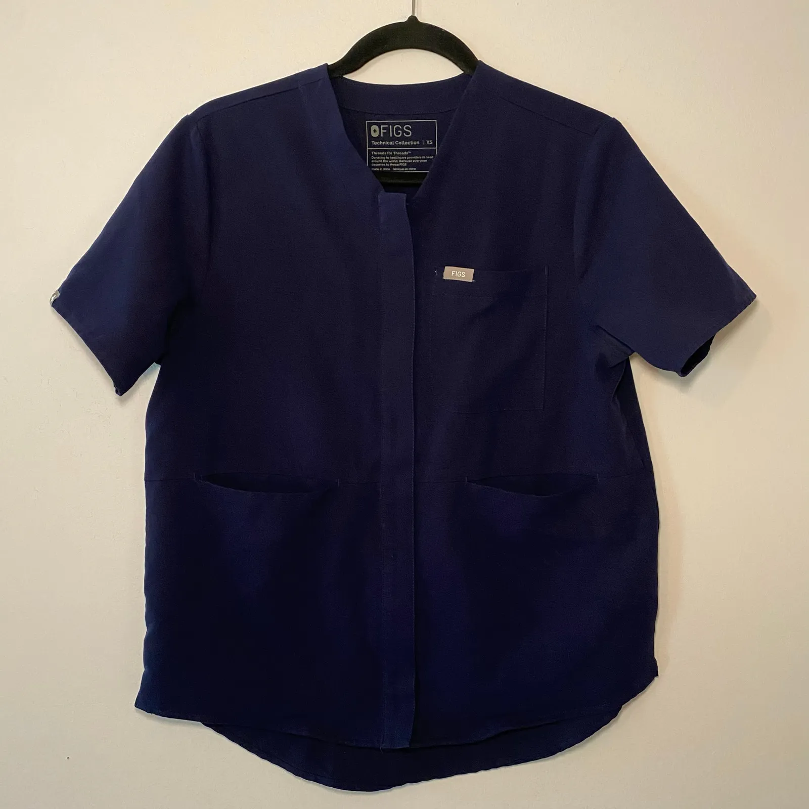 FIGS Navy Blue Masaya Full Zip Short Sleeve Scrub Top Women's size XS Nurse Dr - Image 2