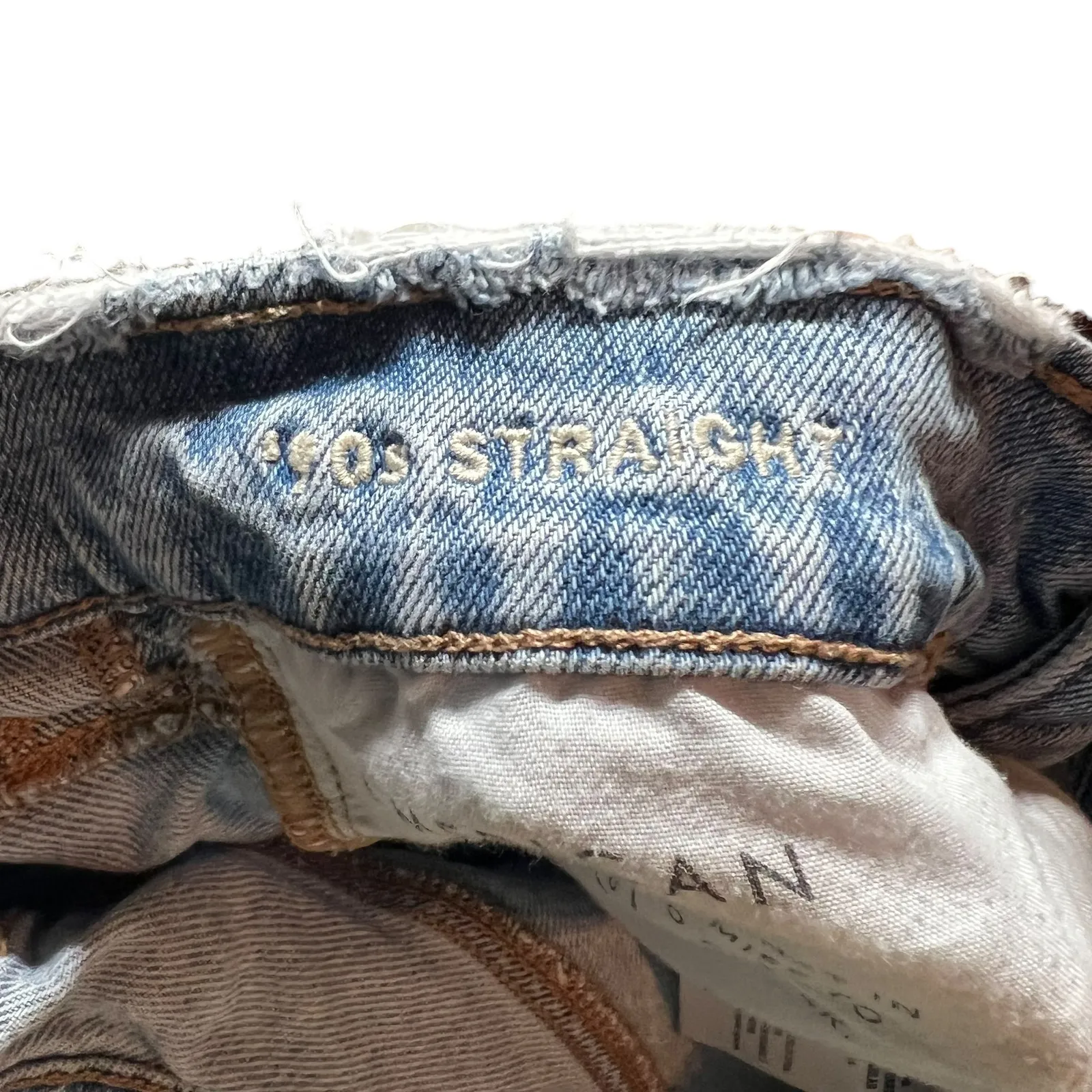 American Eagle Outfitters Womens Jeans 90s Straight Light Wash Distressed Size X - Image 2