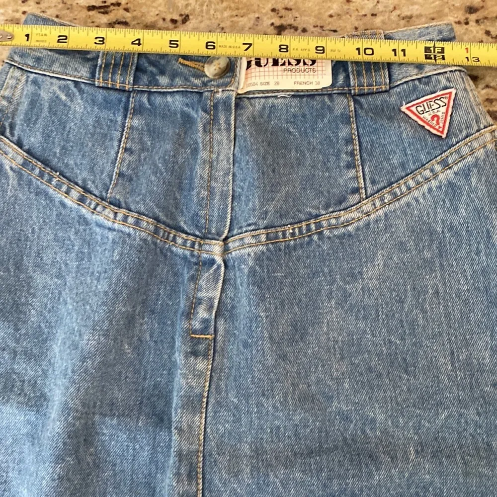 NWT VINTAGE GUESS DENIM SKIRT - Image 5