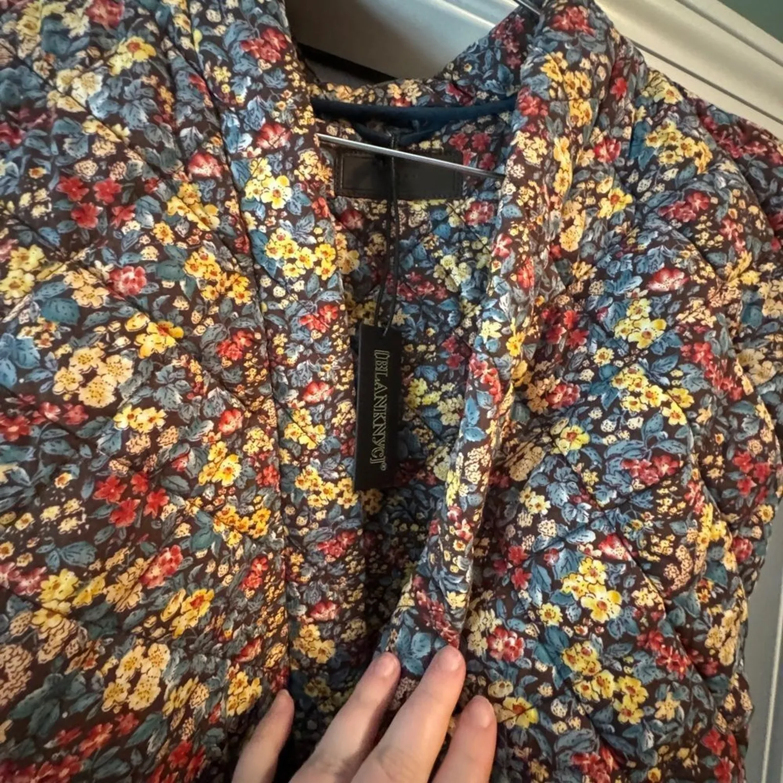 BLANK NYC Quilted In Bloom Wrap Belted Jacket Vest Size M New w Tag MSRP $98 SOO - Image 14