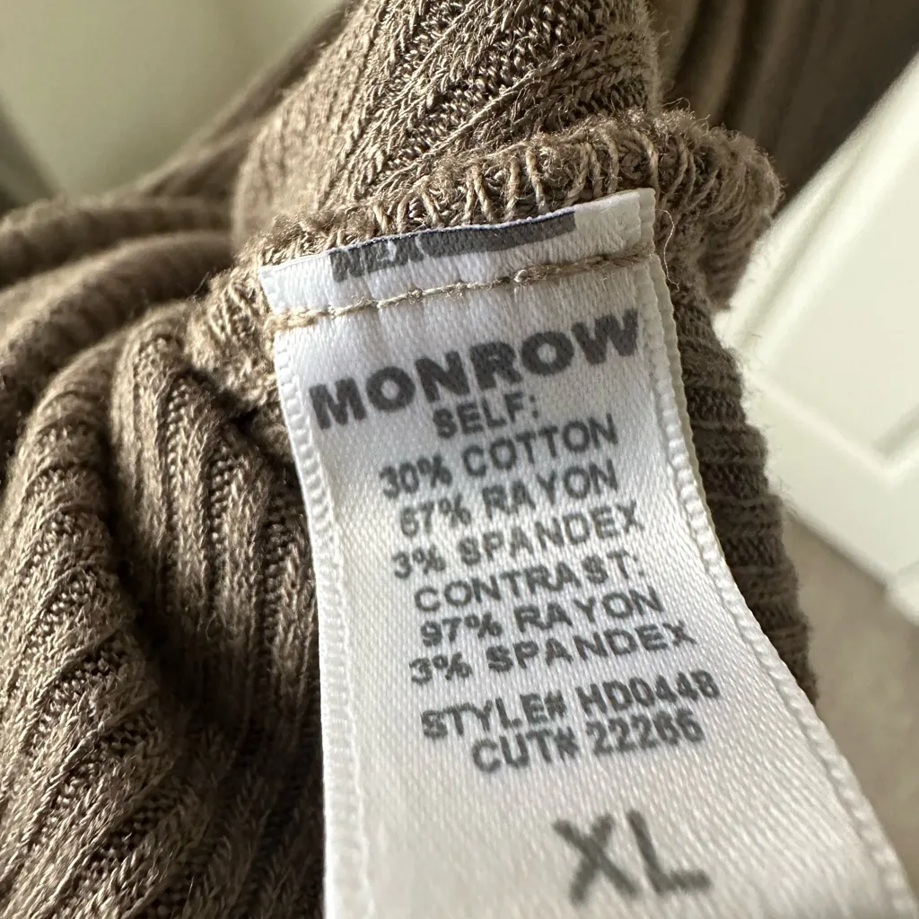 Monrow Army green Long Sleeve Dress. Size XL - Image 11