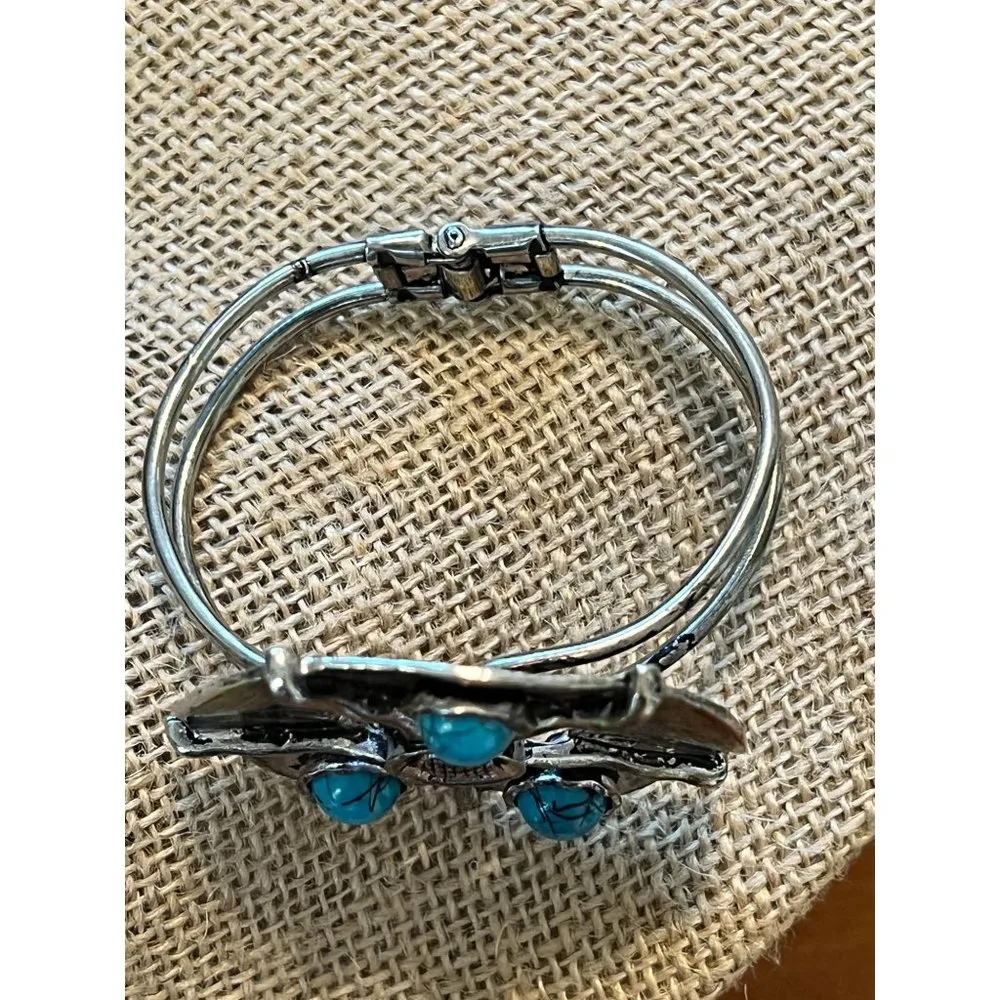 Silver tone faux turquoise large cuff bracelet clamper boho hippie gypsy - Image 3