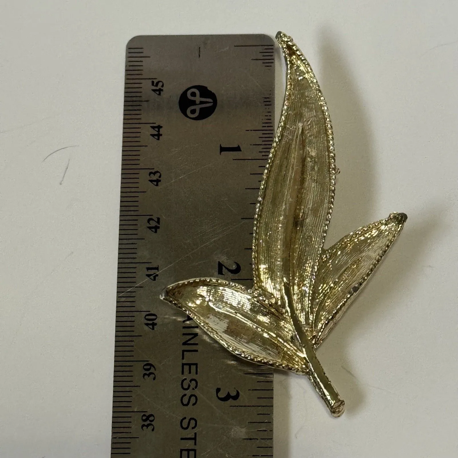Vintage Gold Tone Brooch Leaf Pin 3 Inch 1950s Costume Jewelry - Image 6