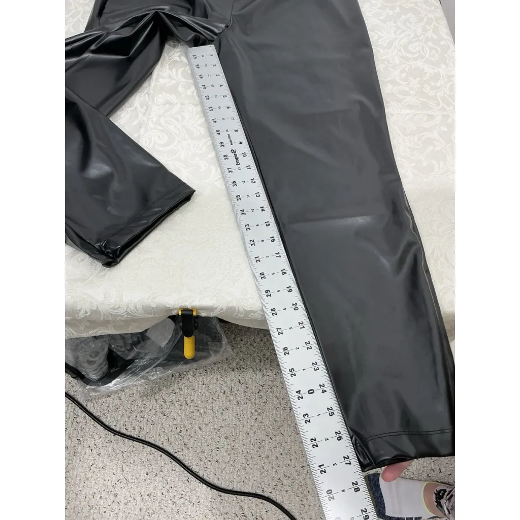 Womans Halston Large Black Pullon Faux Leather Pants NWT - Image 7