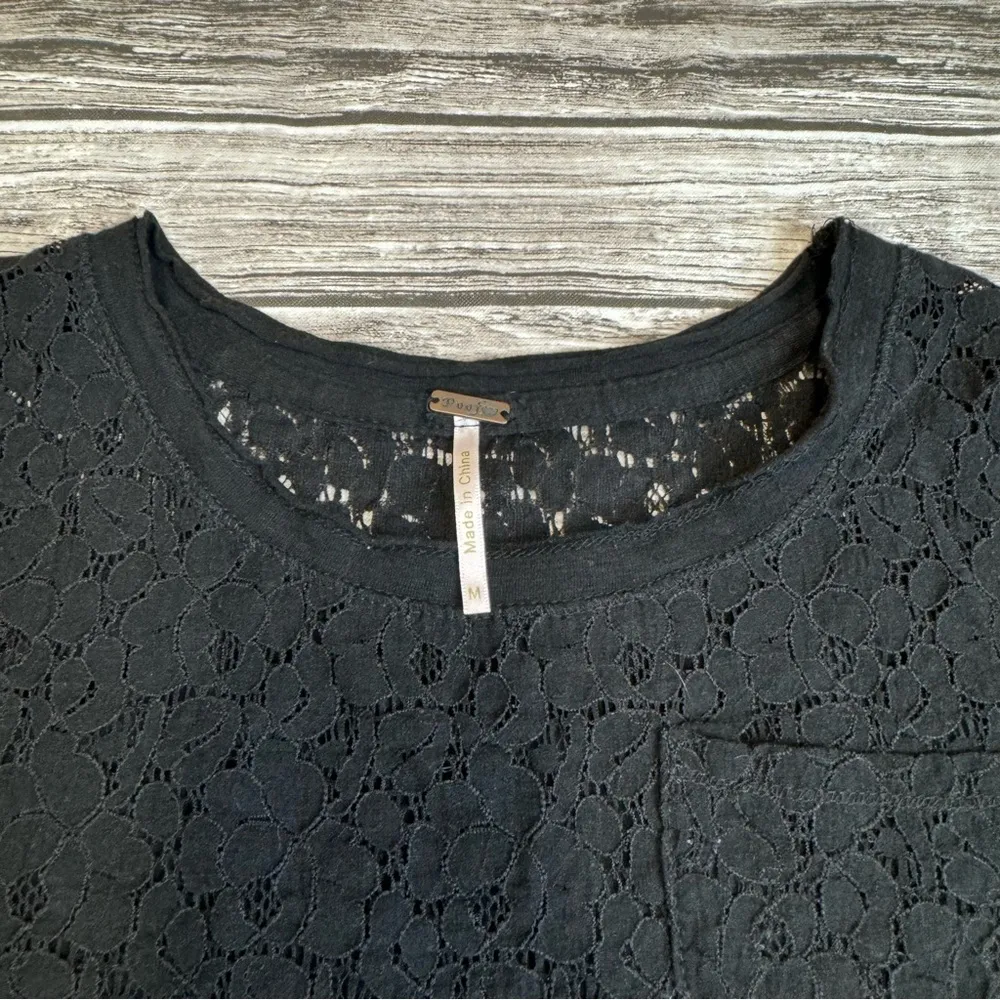 Poof Women's Black Cropped Pullover Lace T Tee Shirt M Med Medium Short Sleeves - Image 5