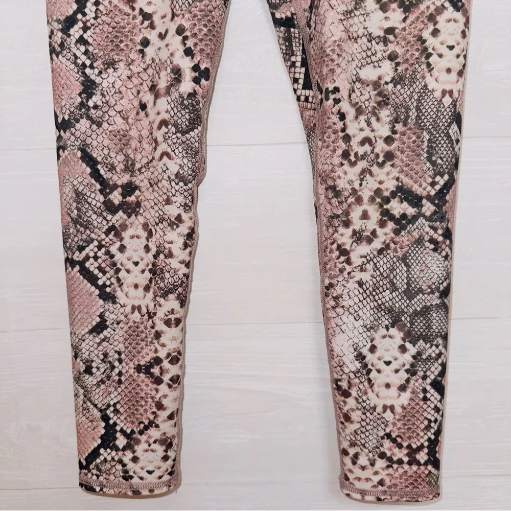 Evolution and Creation Women's Pink Beige High Waisted Snake Print Leggings - Image 5