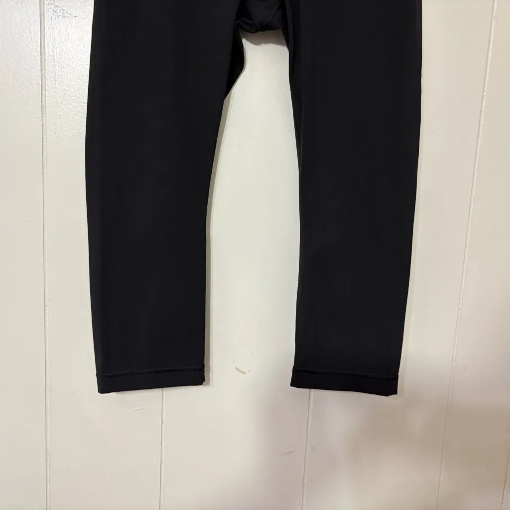 Lululemon Black Cropped Leggings Size 10 – High Rise Sculpt Fit - Image 3