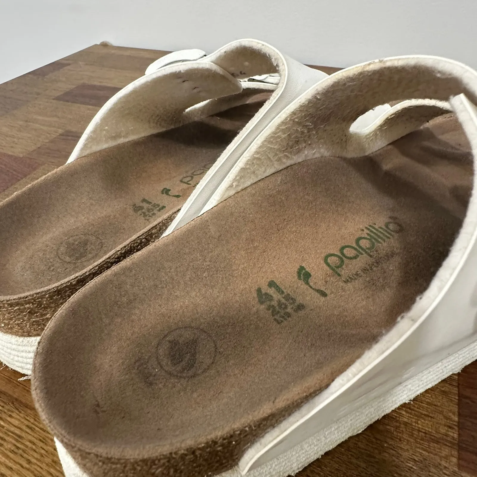 Birkenstock Papillio Arizona Sandals 41 White Double Buckle Platform Leather - Image 5