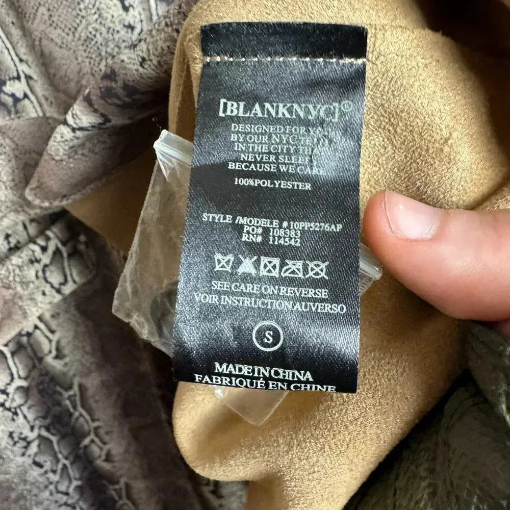 Blank NYC Faux Leather Snakeskin Print One Button Jacket small L1 - Image 4