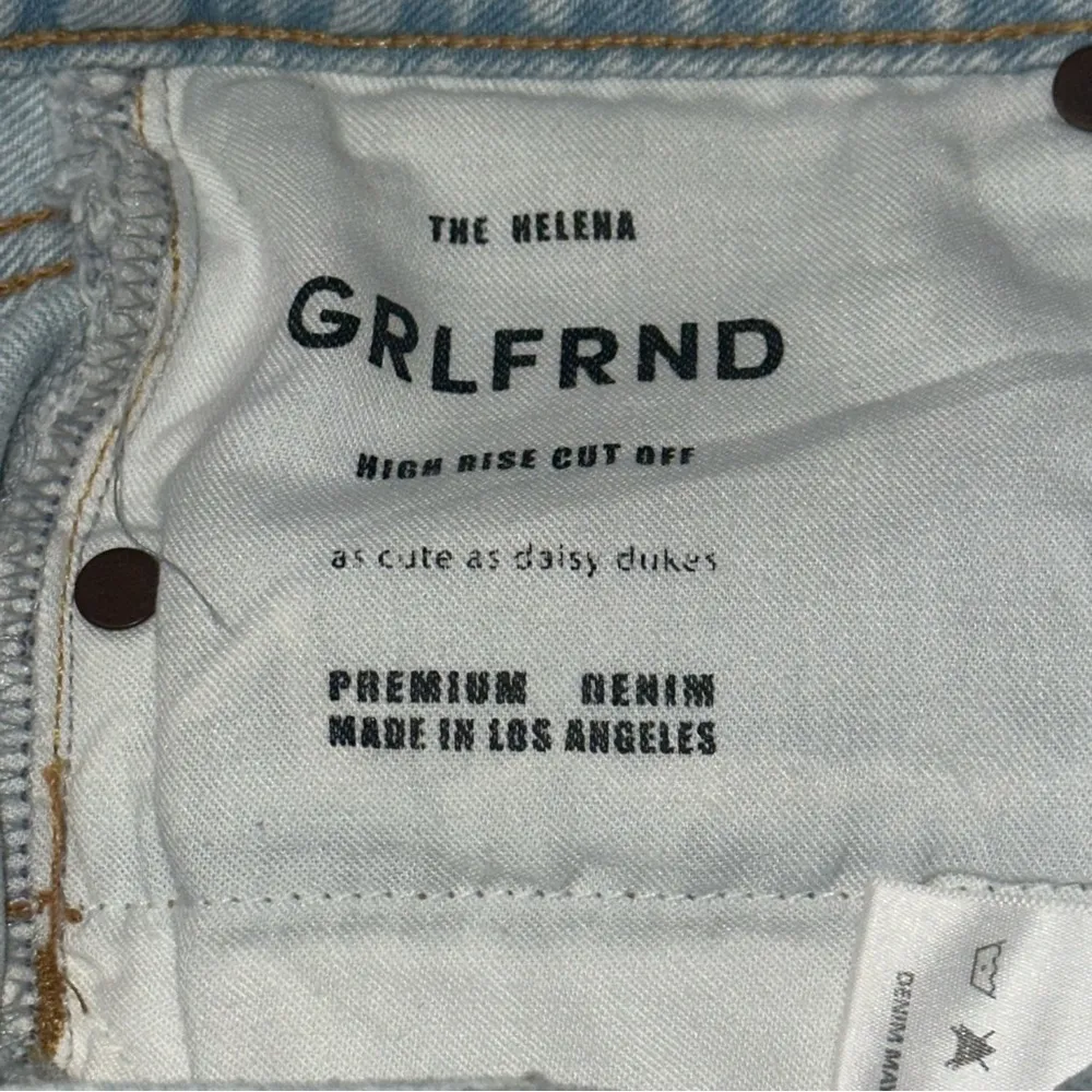 GRLFRND Sz 24 Palm Springs Light Blue Wash Helena High Rise Cut Off Jean Shorts - Image 7