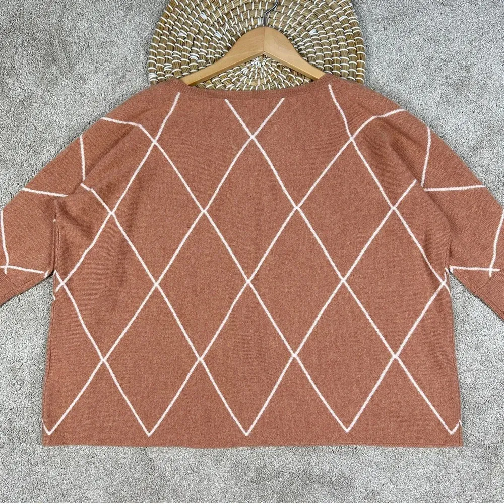 NWT Garnet Hill Essential 100% Cashmere Cropped Sweater in Rouge Diamond Geo M - Image 9