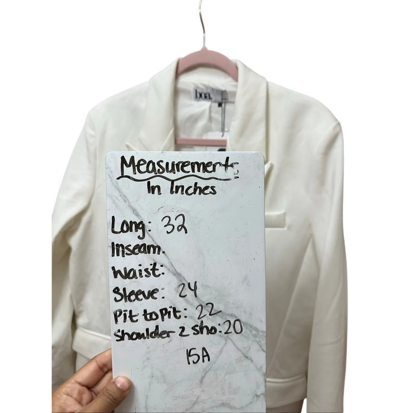 BOA Because Of Alice Boyfriend Blazer Size Medium Ivory White Oversized - Image 5