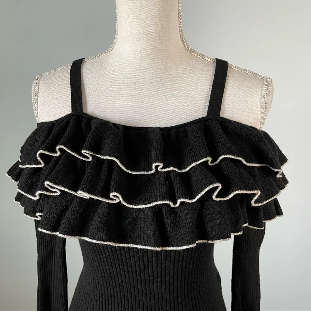 FOREVER 21 | Black Ribbed Ruffle Off-shoulder Sweater Sz S - Image 3