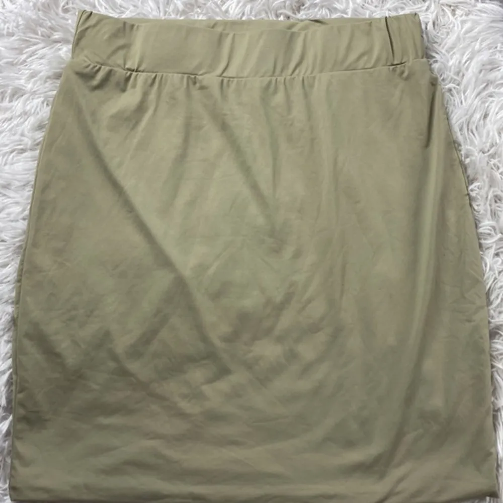 Meshki Harlow Mini Skirt size medium - Image 8