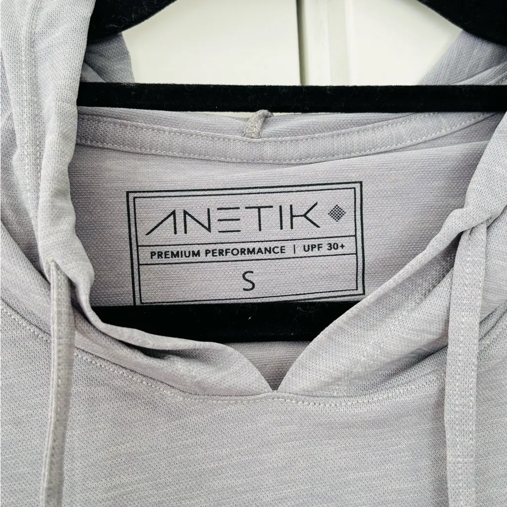 Anetik Womens's Breeze Tech Hoody size small alloy grey SPF 60 Gray - Image 5