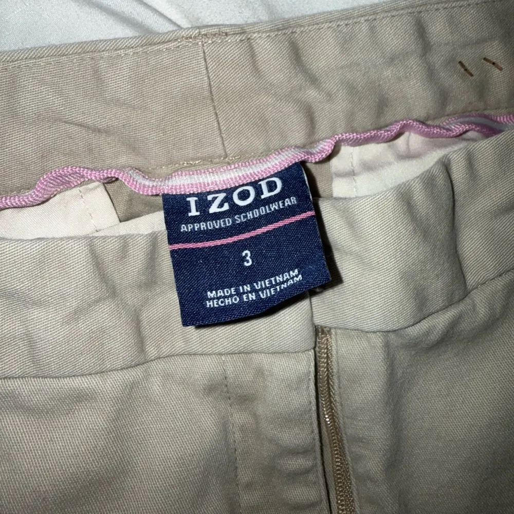 Izod khaki pants - Image 4