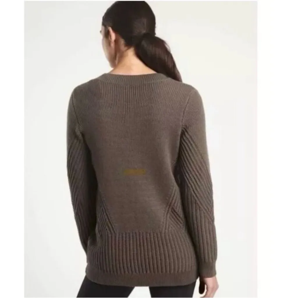 Athleta Teton V Neck Sweater medium - Image 3