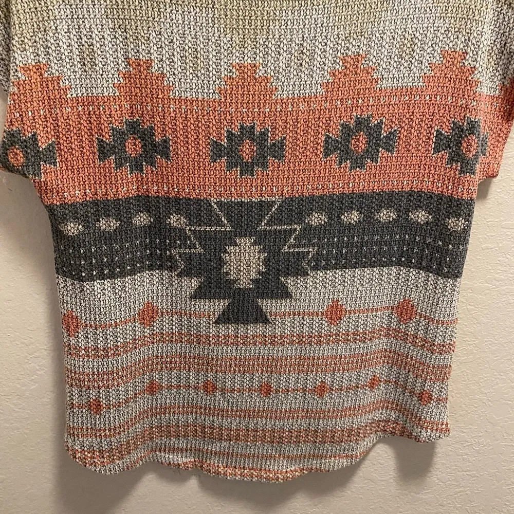 Blu Planet Aztec Print Short Sleeve Knit Top Size XL - Image 7