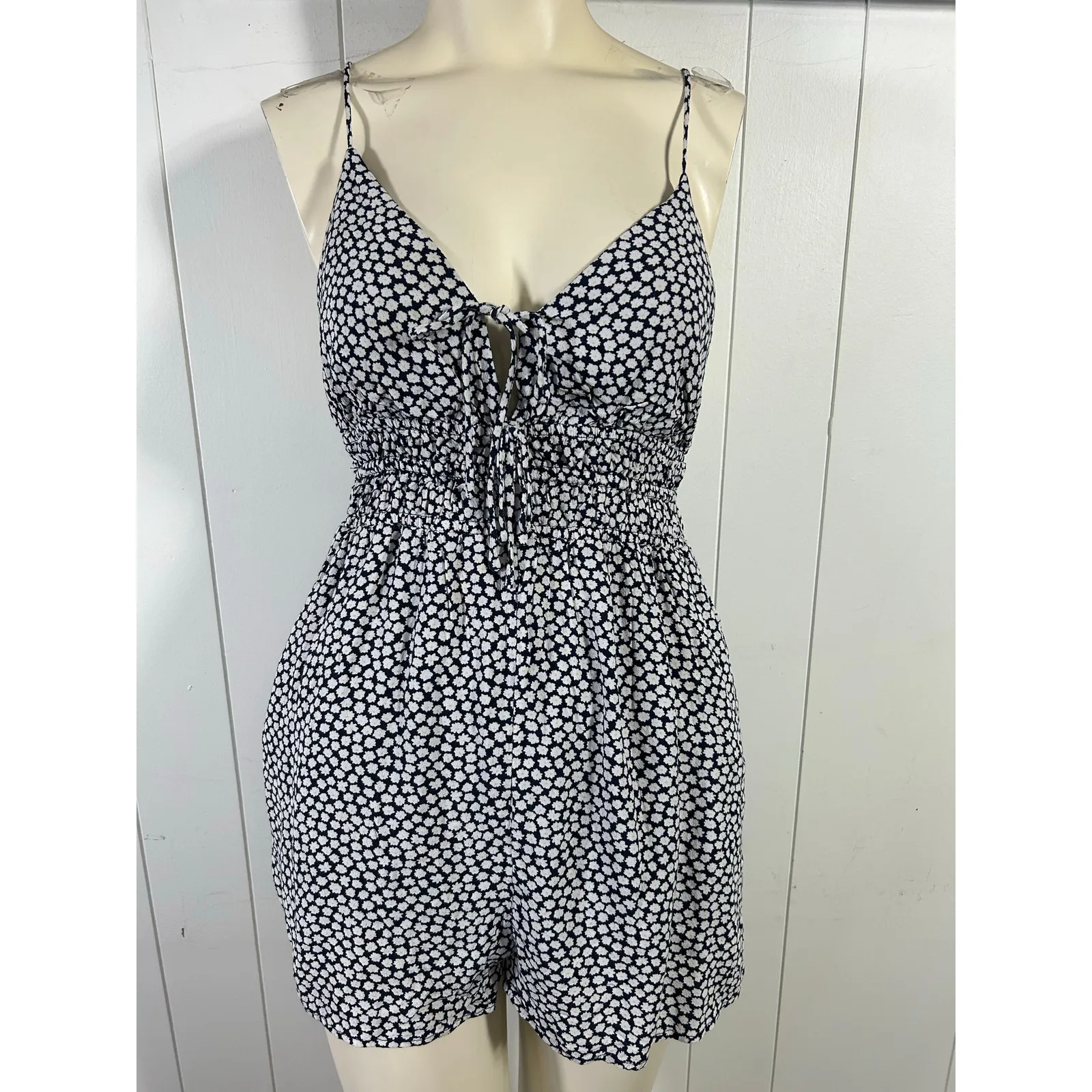 Garage Cami romper in Marina Blue Daisy. Size M - Image 4