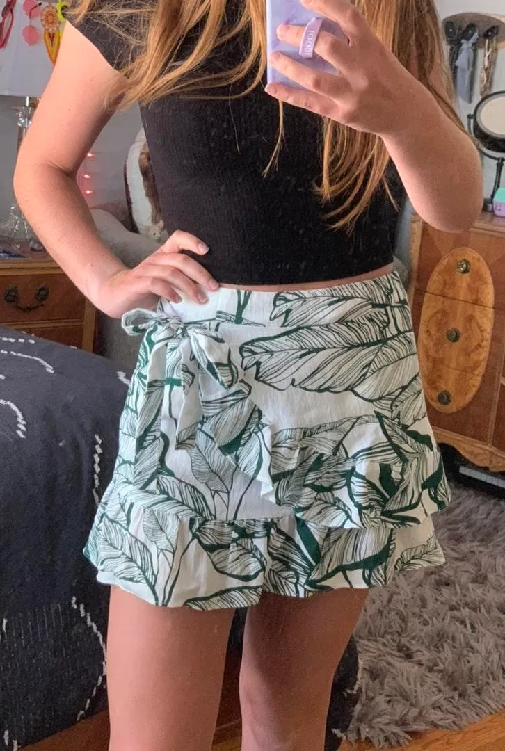 Mini Wrap Skirt Size M - Image 2
