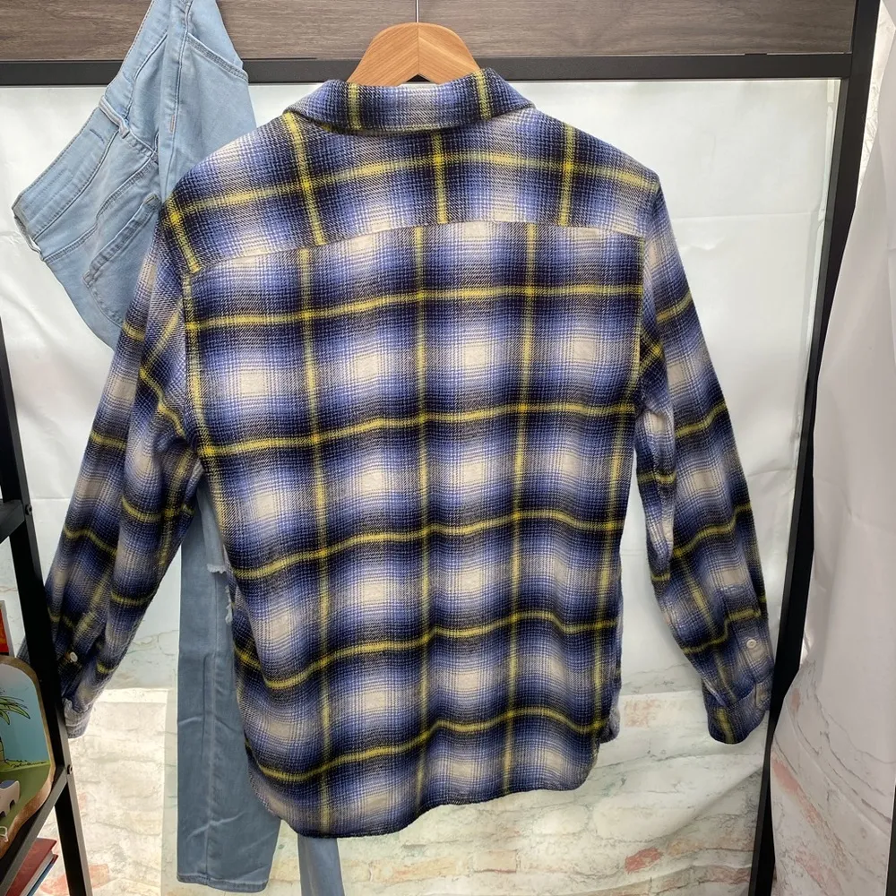 Unisex Levi’s Plaid Worker Flannel Layering Button Up Long Sleeve Overshirt - Image 9