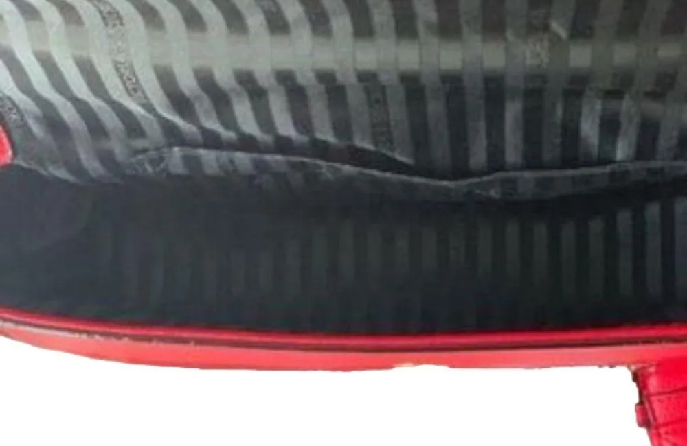 Victoria’s Secret Red Decorated Handbag With Card Holder - Image 8