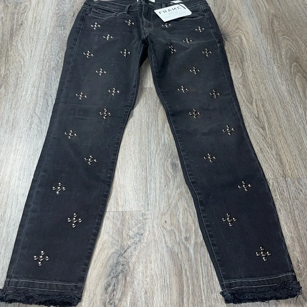 Frame Le Skinny Double Raw Edge Jeans in Carlton Studs Size 30 - Image 8