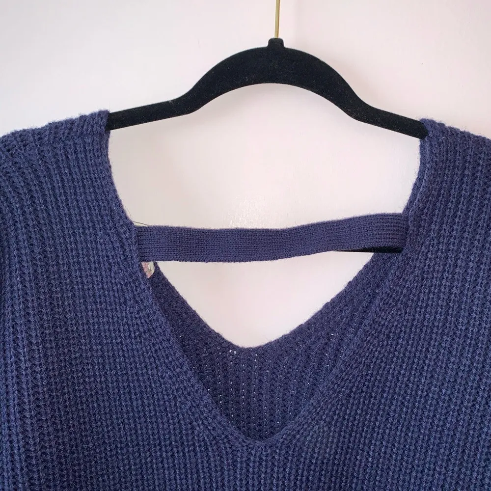 Navy Blue Split Sleeve V-neck Knit Sweater - Image 7
