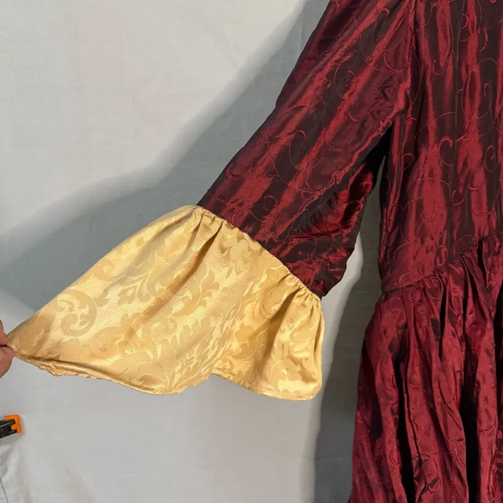 Women’s Renaissance Medieval Gown Dress Handmade Plus Size 2X / 3X Maroon Gold Red - Image 8