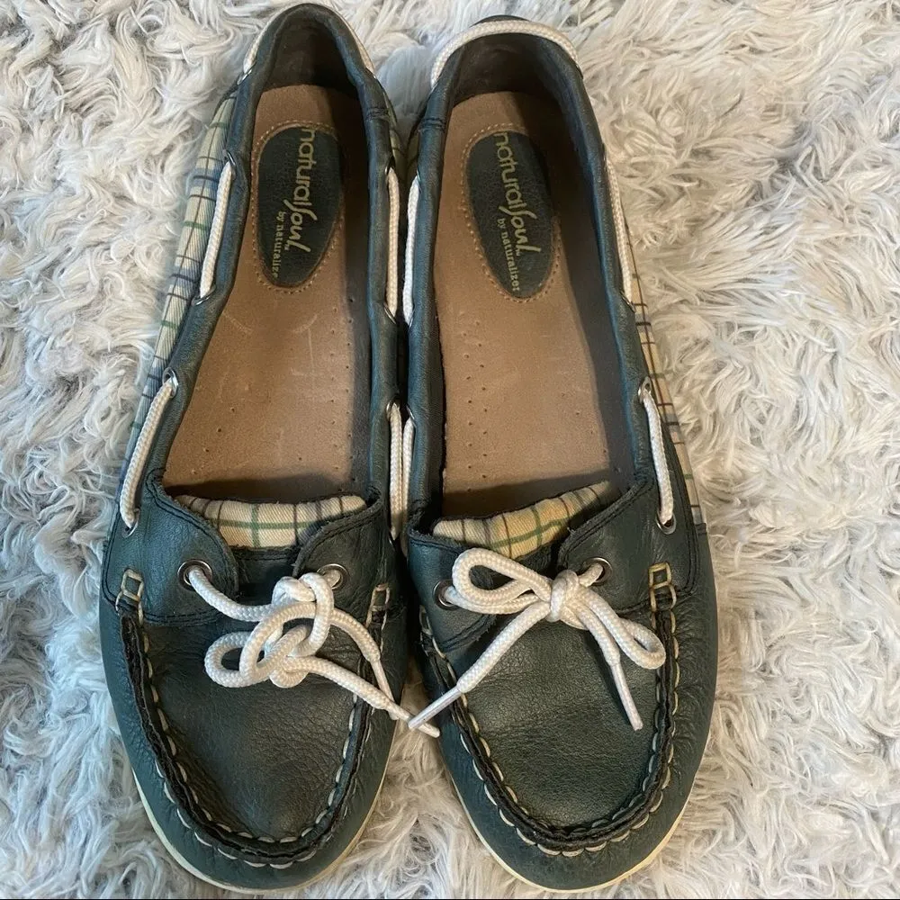Oliver from Naturalizer Green Leather White Detail Comfy Preppy Top Siders Sz 7 - Image 3