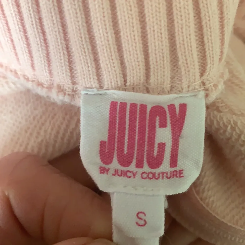 Y2K Juicy by Juicy Couture Rose Pink Pullover Crop Sweatshirt - Image 11