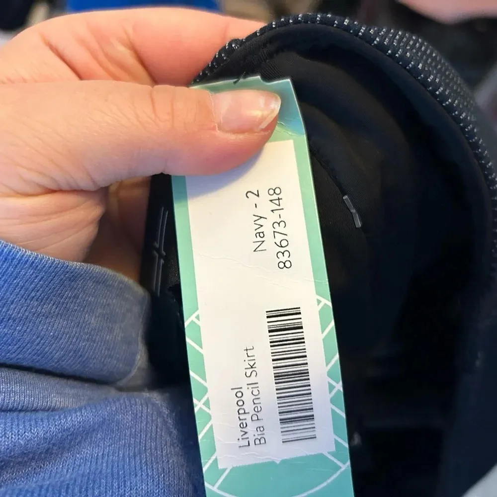 NWT LIVERPOOL BIA NAVY BLUE PENCIL SKIRT - Image 5