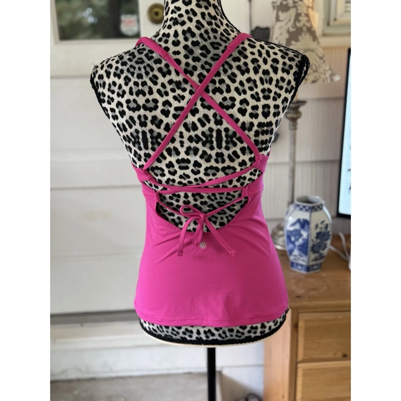 ATHLETA Size M medium Triangle Tankini Top A-C Cup salvia pink Tie Back Modest - Image 10