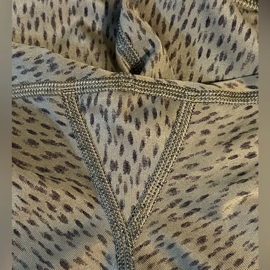 Lululemon Run: Inspire Crop II *Full-On Luxtreme (Mesh) - Image 9