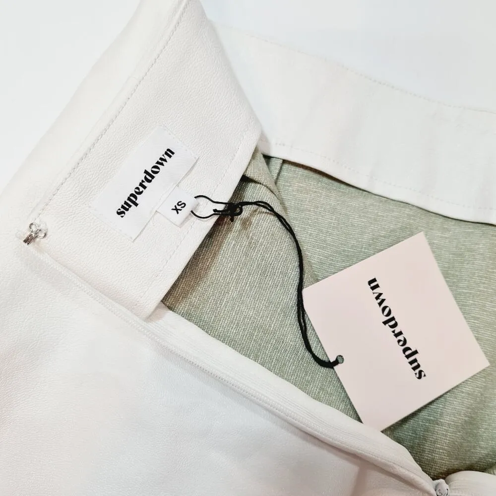 Superdown Trinity Faux Leather Skirt in White XS - Image 7