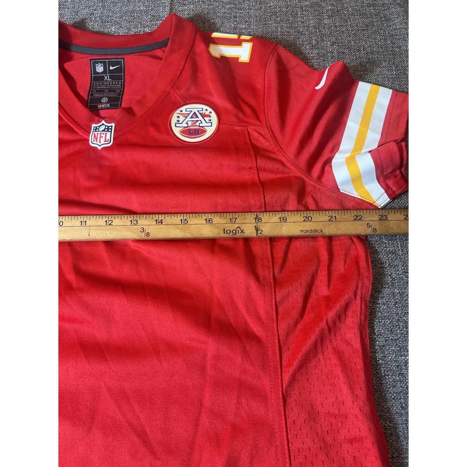 Kansas City Chiefs On Field Lama Hunt AFC "LH Logo Memorial Jersey" Red Women XL - Image 3