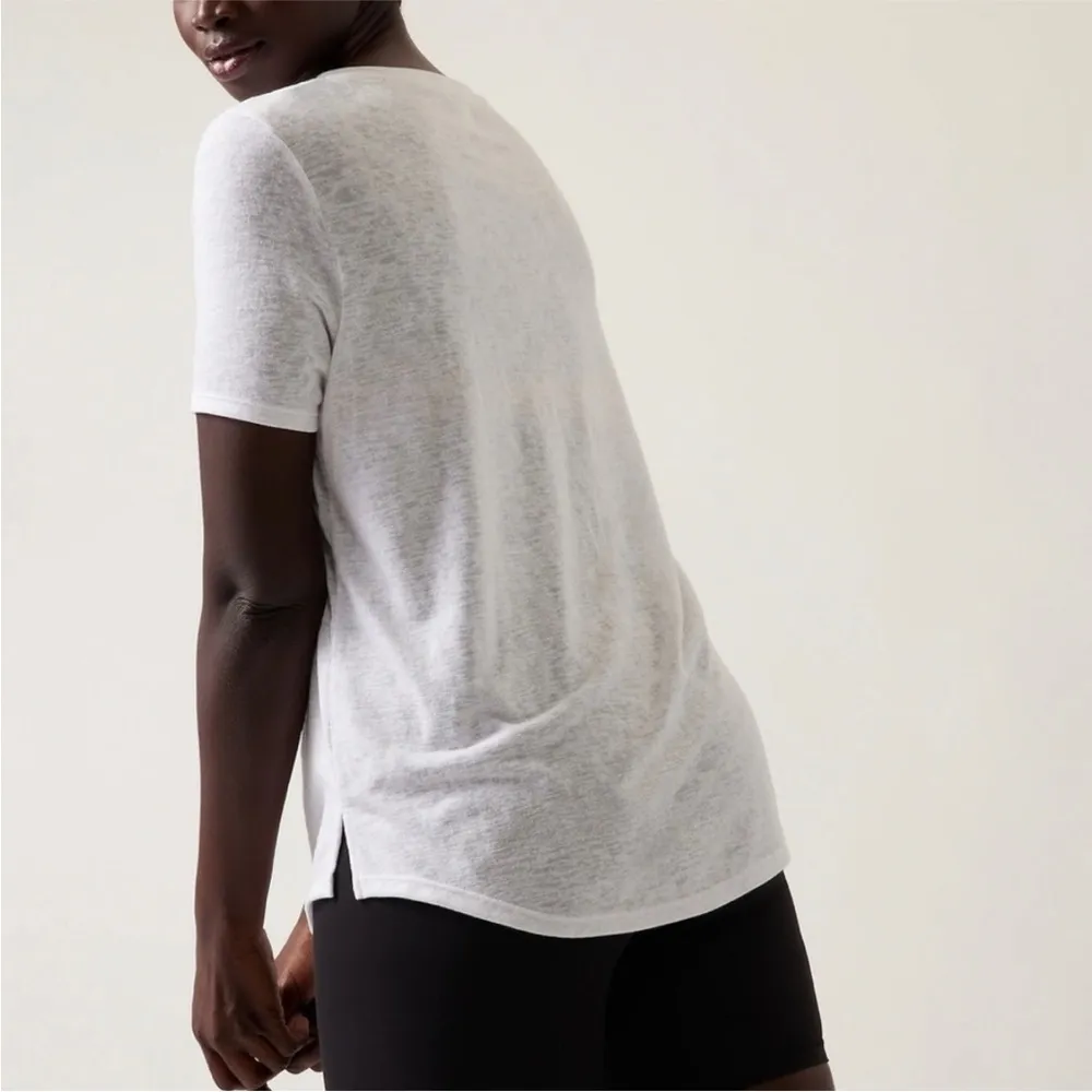 Athleta Womens Breezy Scoop V Tee Size Small White Short Sleeve Top Activewear - Image 2
