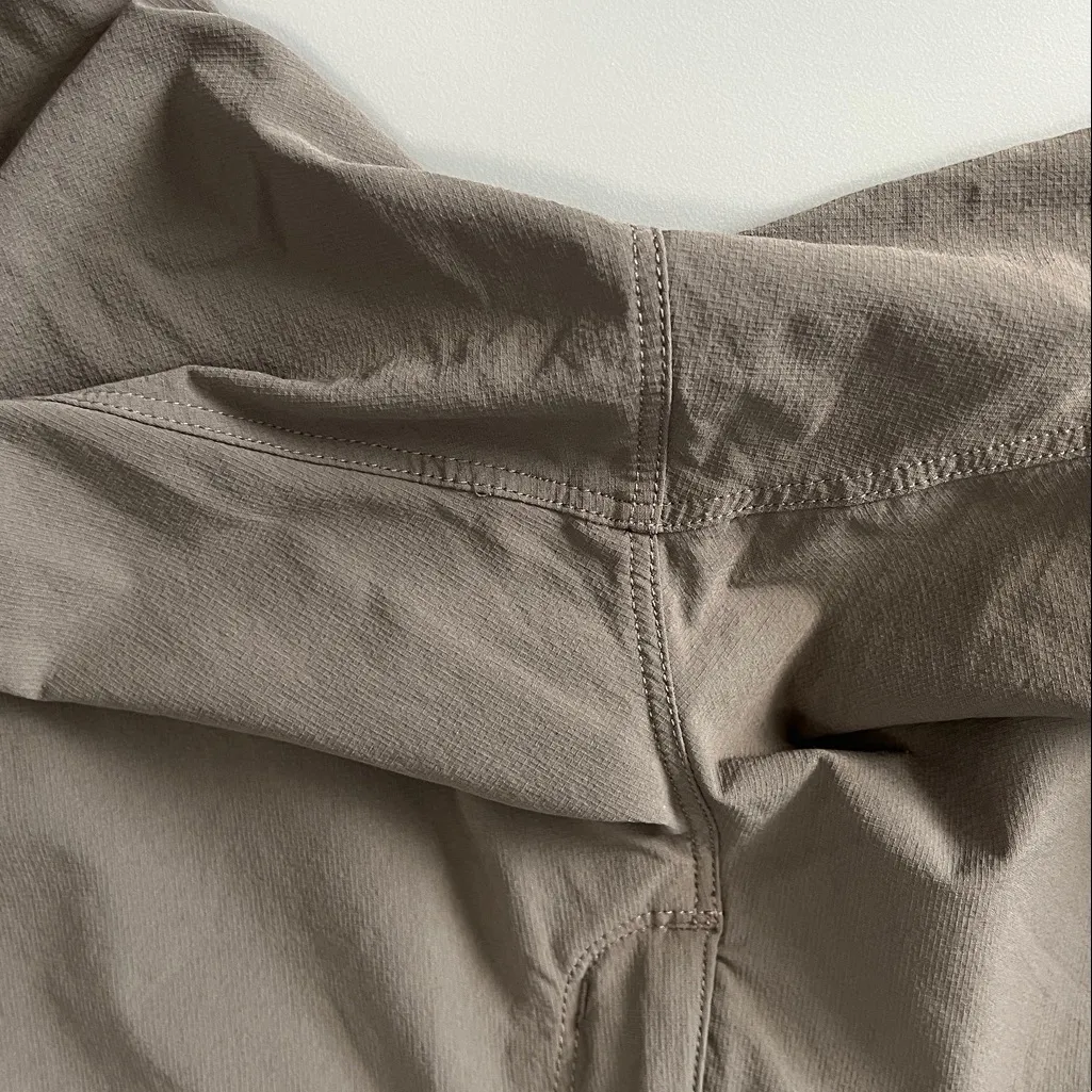 Outdoor Research Khaki Short Size 10 Tan - Image 8