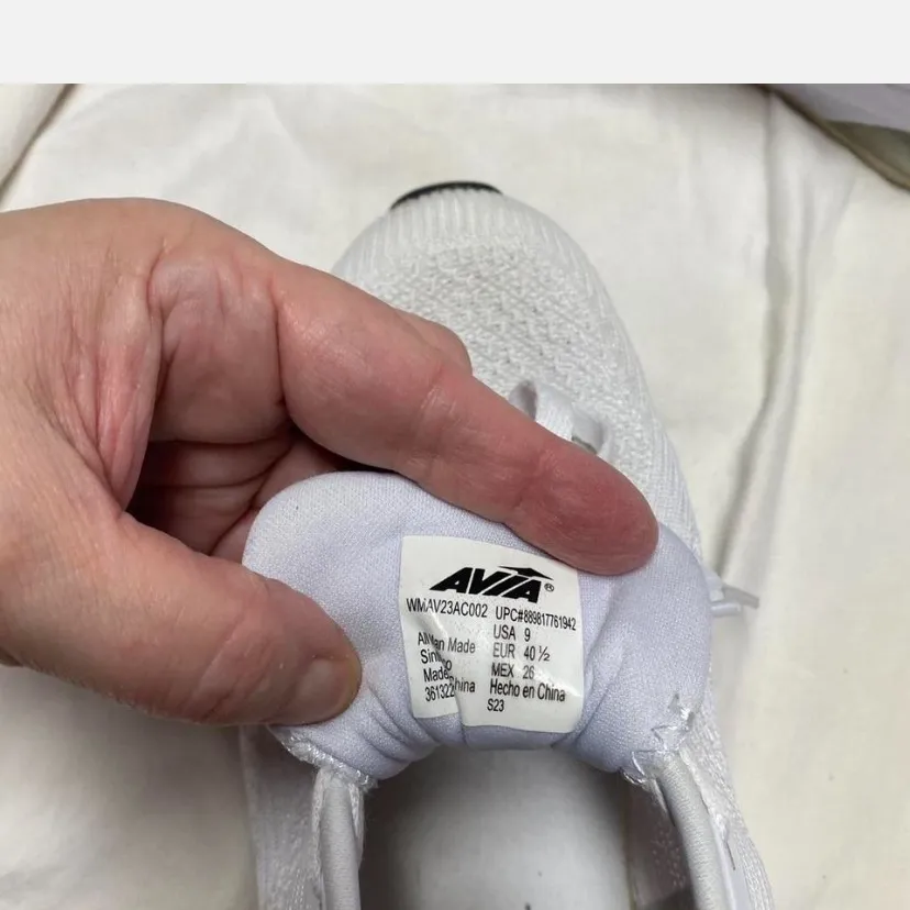 Avia Women's White Sneakers - Image 7