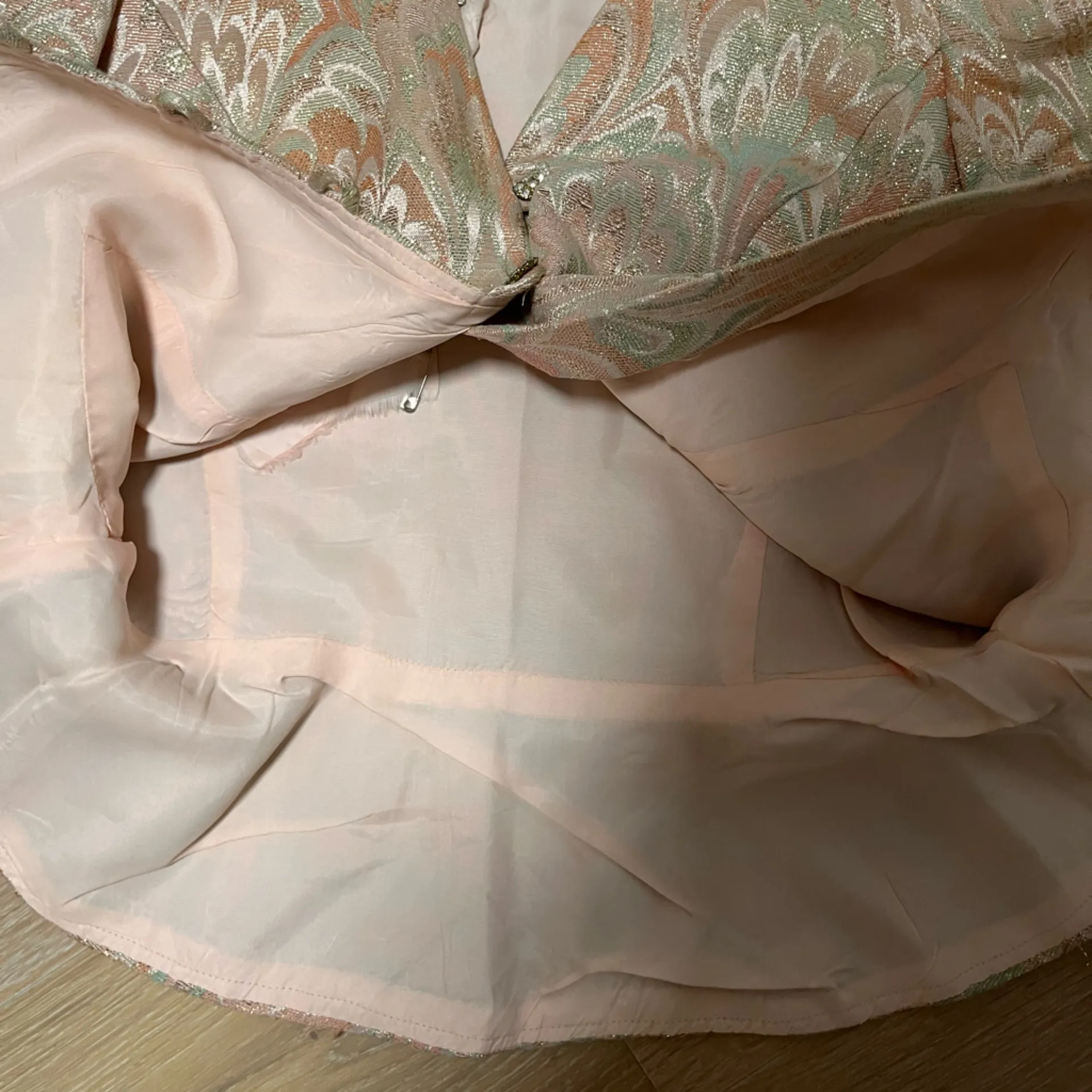 Vintage Karen miller New York short sleeve metallic floral blazer Pink Size M - Image 12