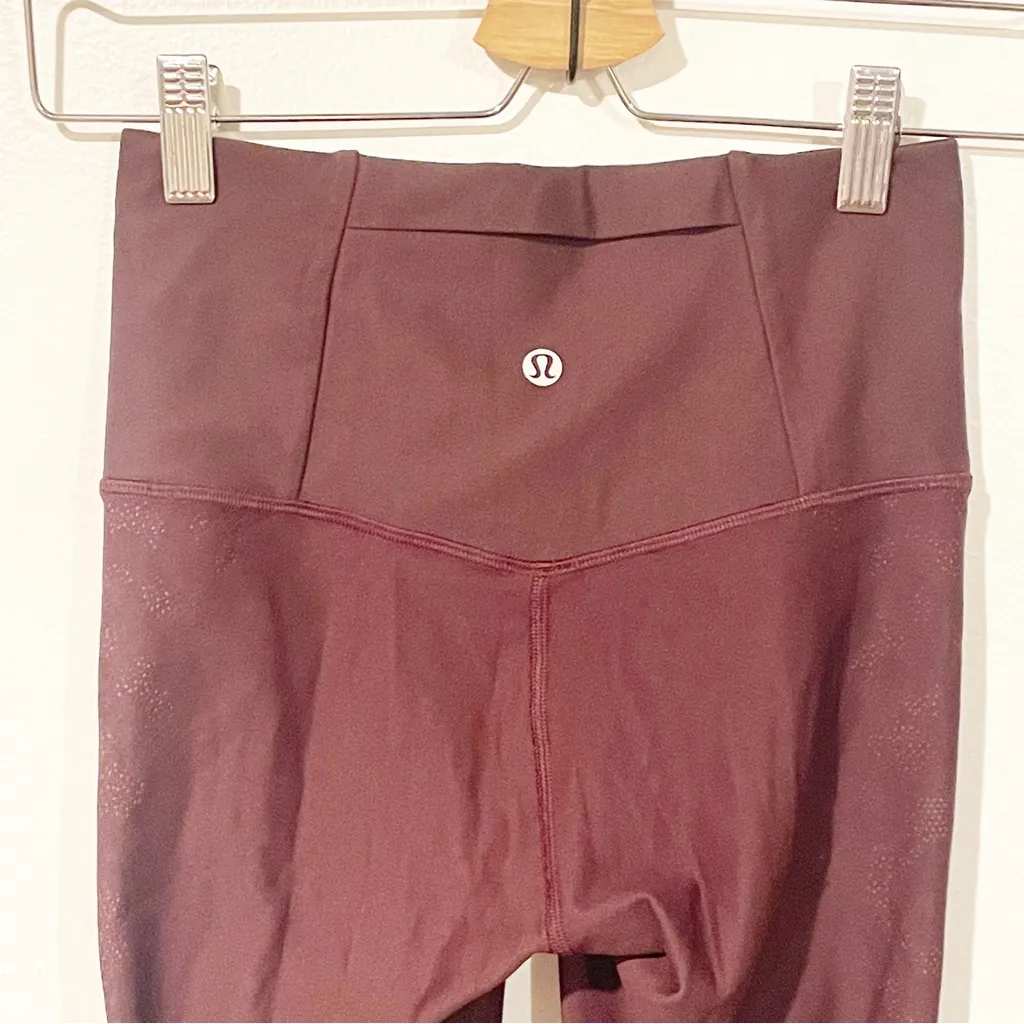 Lululemon Size 4 Burgundy Mapped Out High Rise Tight 28"‎ Camouflage Legging - Image 5