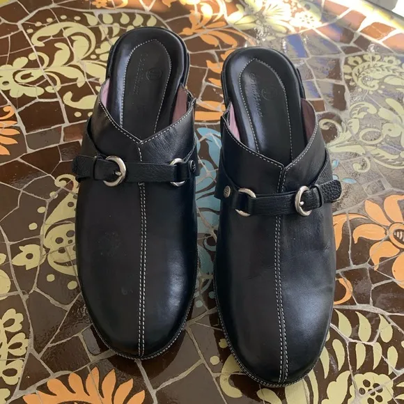 COLE HAAN MULE HEEL Sz: 9M - Image 2