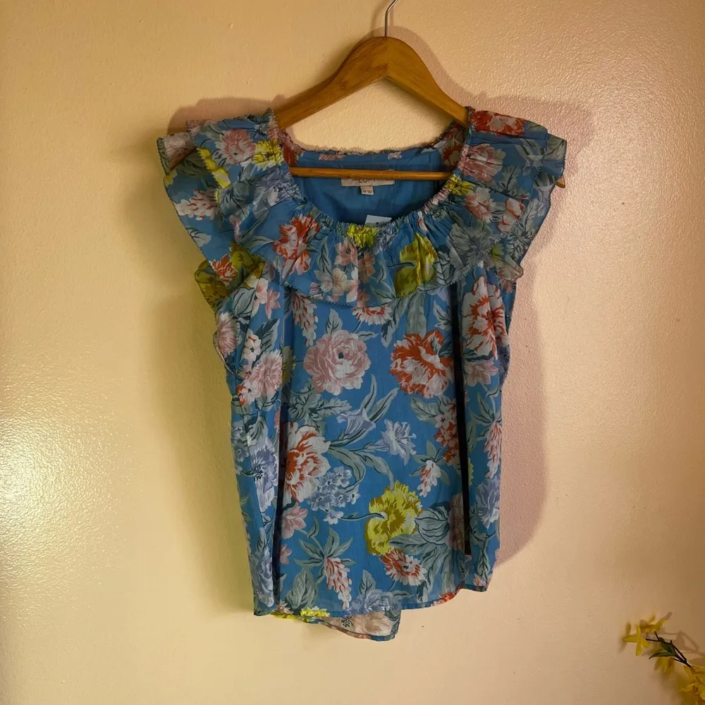 Ann Taylor Loft SHIRRED SHOULDERS Ruffle Sleeveless M Shirt Sky Blue floral XS - Image 2