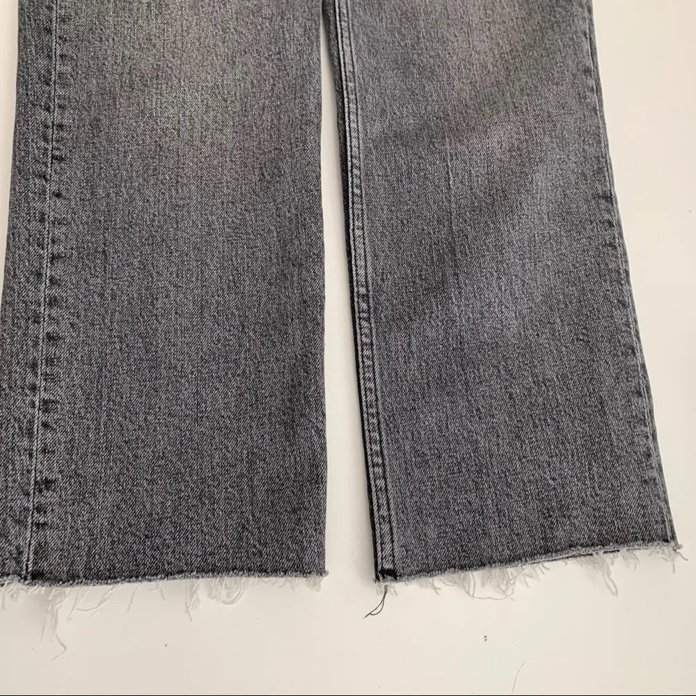 NWOT TOPSHOP High Rise Raw Waist Cropped Straight Jeans Size 26 - Image 9