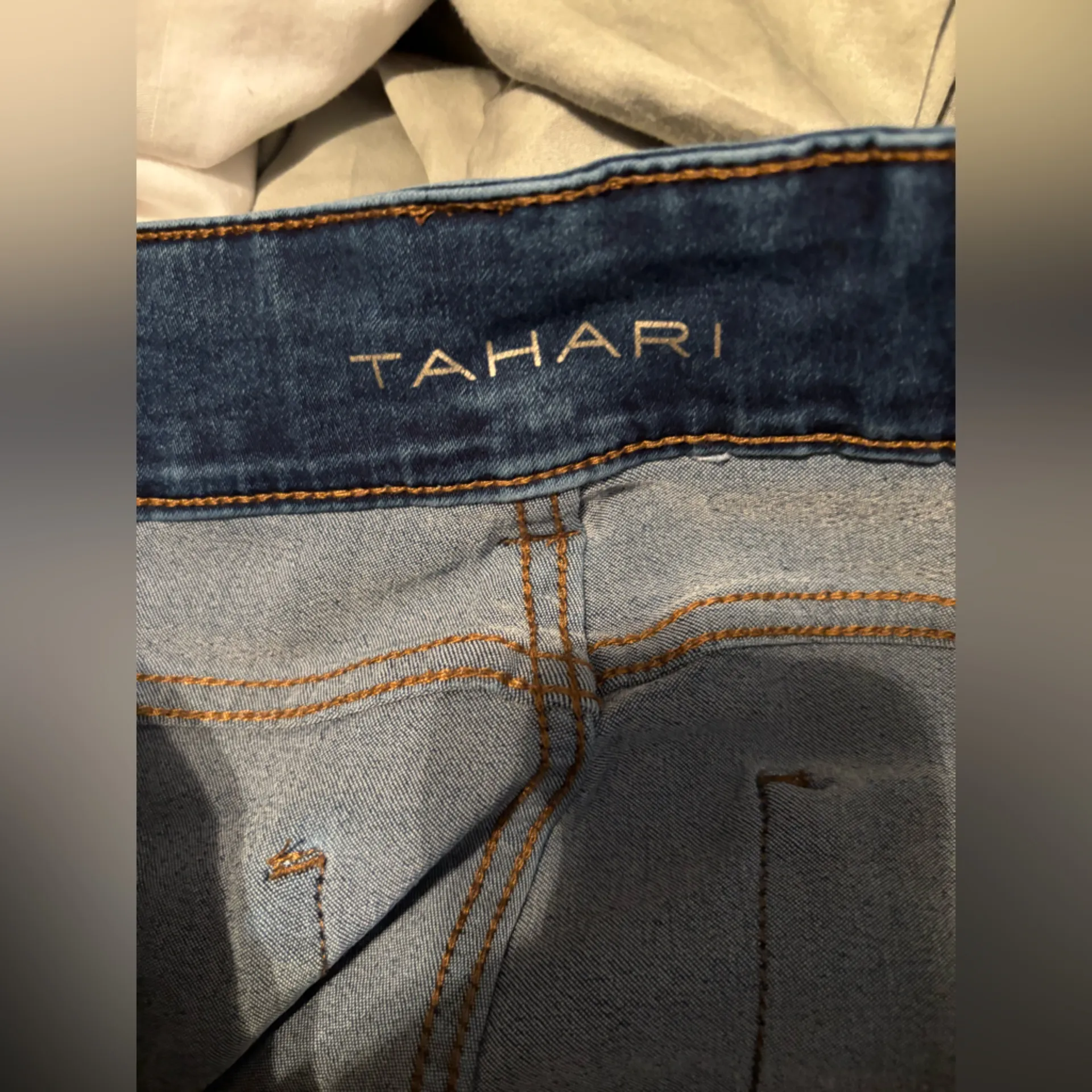 Tahari women’s jeans with some stretch. Size 8/29. - Image 3