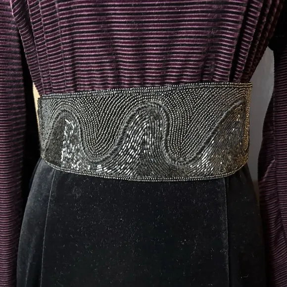 Vintage Beaded Belt Black Waves Velcro Closure - Image 2