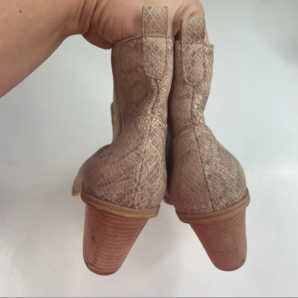 Kaanas Women’s Molinara Snake Texan Bootie Size 6 - Image 5